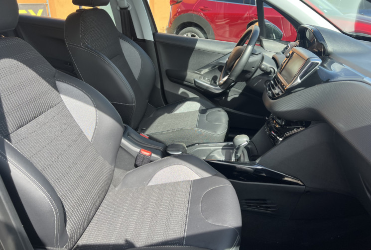 Peugeot 2008 ALLURE Pure Tech 110 EAT6 / 1ére main / Courroie distribution OK