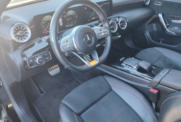Mercedes Classe A 200 d 8G-DCT AMG Line - Suivi Mercedes - Toit Ouvrant 