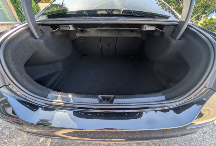 Mercedes CLASSE A BERLINE 200 1.3 163 ch Style / Toit Ouvrant / CarPlay / Eclairage d'ambiance