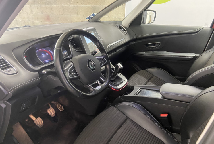 Renault GRAND SCENIC 1.6 dci 130 intens 7 PLACES
