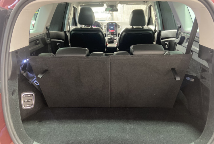 Renault GRAND SCENIC 1.6 dci 130 intens 7 PLACES