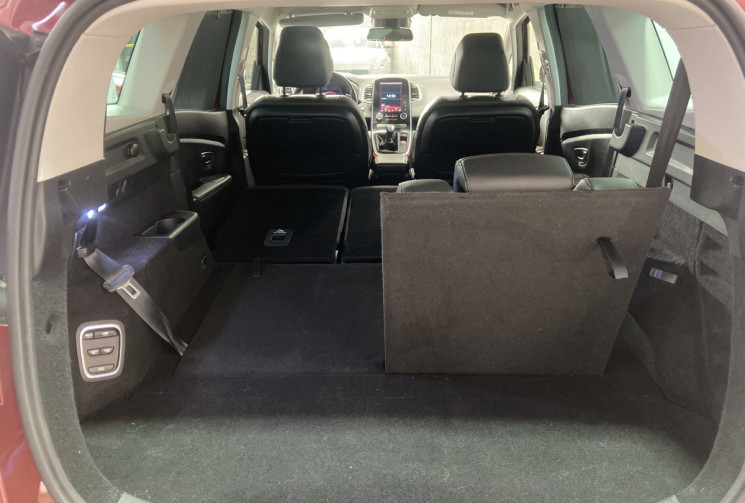 Renault GRAND SCENIC 1.6 dci 130 intens 7 PLACES
