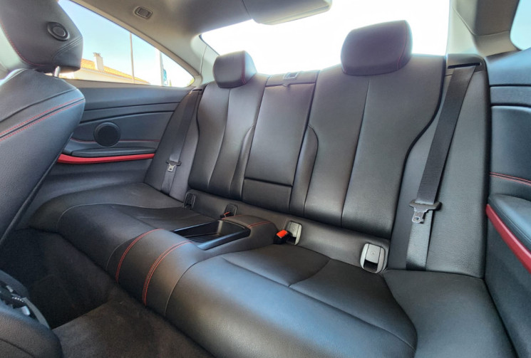 BMW Série 4  420 2.0 184  / BOITE AUTO  / FINITON SPORT / GARANTIE 12 MOIS