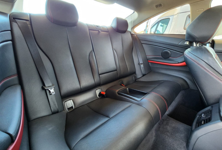 BMW Série 4  420 2.0 184  / BOITE AUTO  / FINITON SPORT / GARANTIE 12 MOIS