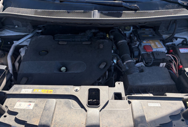 Peugeot 5008 2.0 hdi 180ch GT LINE