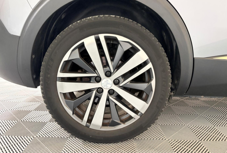 Peugeot 5008 HDI - GT 180 CV -EAT 6-TOIT OUVRANT + ATTELAGE