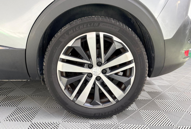 Peugeot 5008 HDI - GT 180 CV -EAT 6-TOIT OUVRANT + ATTELAGE
