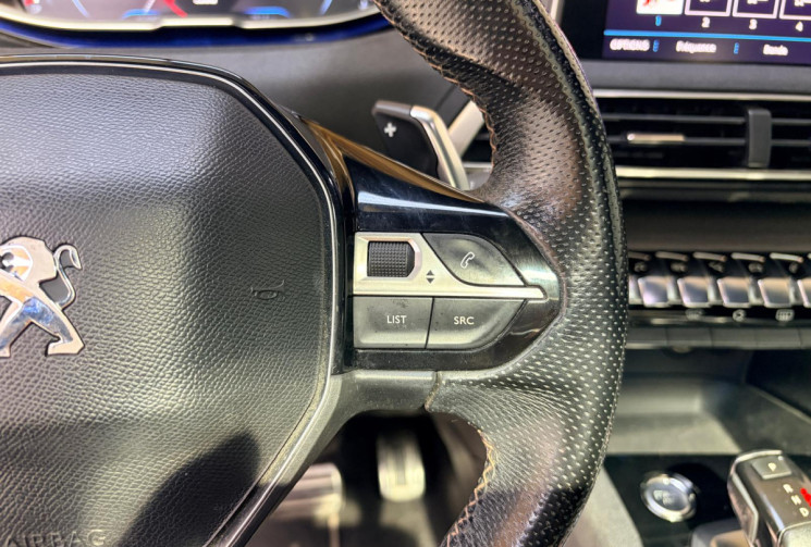 Peugeot 5008 HDI - GT 180 CV -EAT 6-TOIT OUVRANT + ATTELAGE