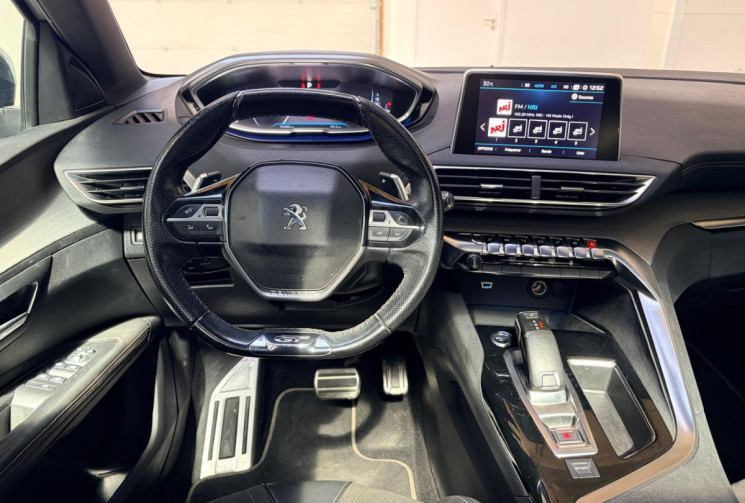 Peugeot 5008 HDI - GT 180 CV -EAT 6-TOIT OUVRANT + ATTELAGE