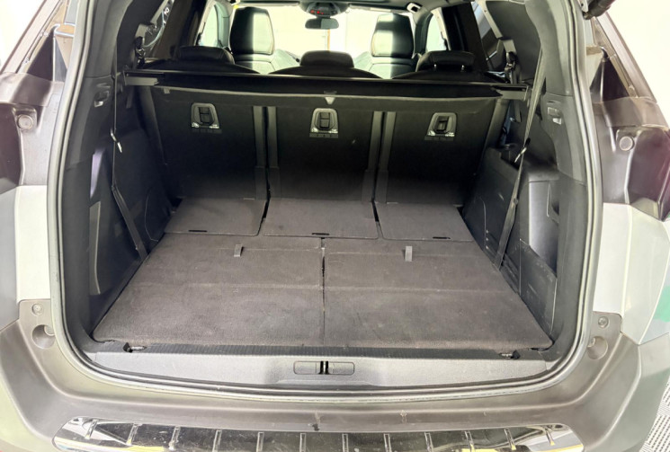 Peugeot 5008 HDI - GT 180 CV -EAT 6-TOIT OUVRANT + ATTELAGE