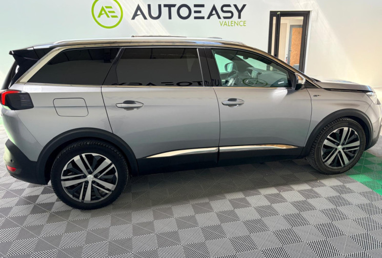 Peugeot 5008 HDI - GT 180 CV -EAT 6-TOIT OUVRANT + ATTELAGE