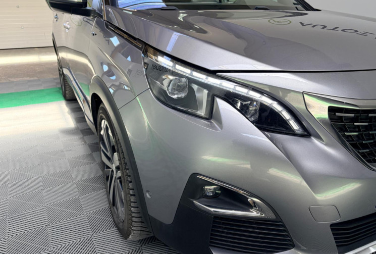 Peugeot 5008 HDI - GT 180 CV -EAT 6-TOIT OUVRANT + ATTELAGE