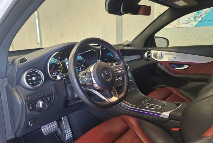 Mercedes GLC Coupé AMG Line 300  D 2.0 245  4 MATIC 9G-TRONIC / 1 ER MAIN / FULL ENTRETIEN MERCEDES