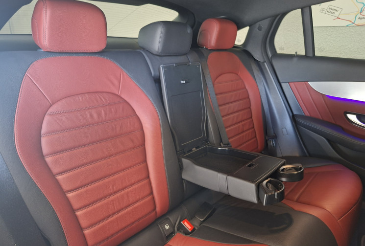 Mercedes GLC Coupé AMG Line 300  D 2.0 245  4 MATIC 9G-TRONIC / 1 ER MAIN / FULL ENTRETIEN MERCEDES