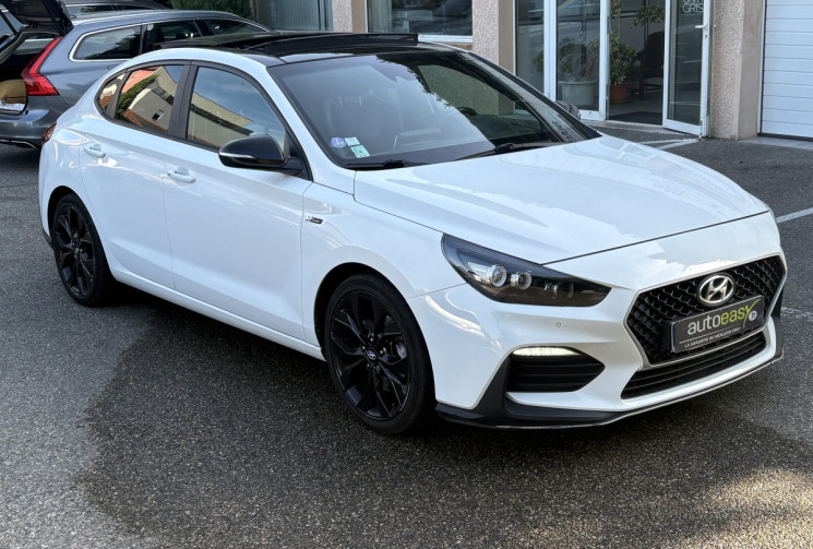 Hyundai i30 FASTBACK 1.4 T-GDI 140 DCT-7 N LINE / SUIVI COMPLET HYUNDAI / CARPLAY / TOIT OUVRANT