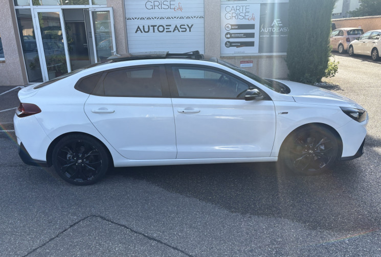 Hyundai i30 FASTBACK 1.4 T-GDI 140 DCT-7 N LINE / SUIVI COMPLET HYUNDAI / CARPLAY / TOIT OUVRANT