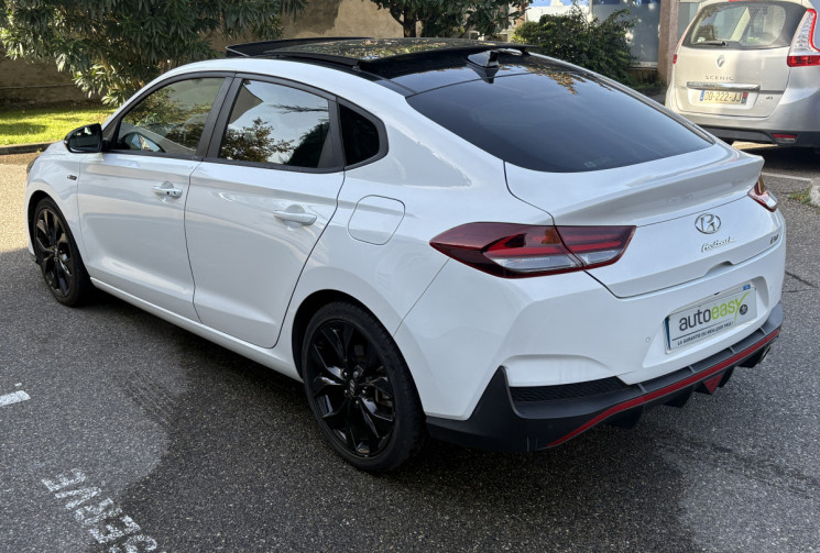 Hyundai i30 FASTBACK 1.4 T-GDI 140 DCT-7 N LINE / SUIVI COMPLET HYUNDAI / CARPLAY / TOIT OUVRANT