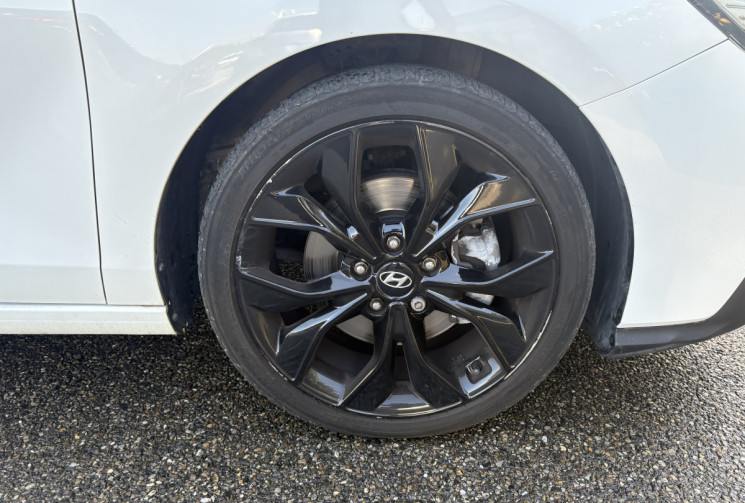 Hyundai i30 FASTBACK 1.4 T-GDI 140 DCT-7 N LINE / SUIVI COMPLET HYUNDAI / CARPLAY / TOIT OUVRANT