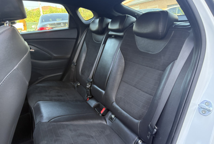 Hyundai i30 FASTBACK 1.4 T-GDI 140 DCT-7 N LINE / SUIVI COMPLET HYUNDAI / CARPLAY / TOIT OUVRANT
