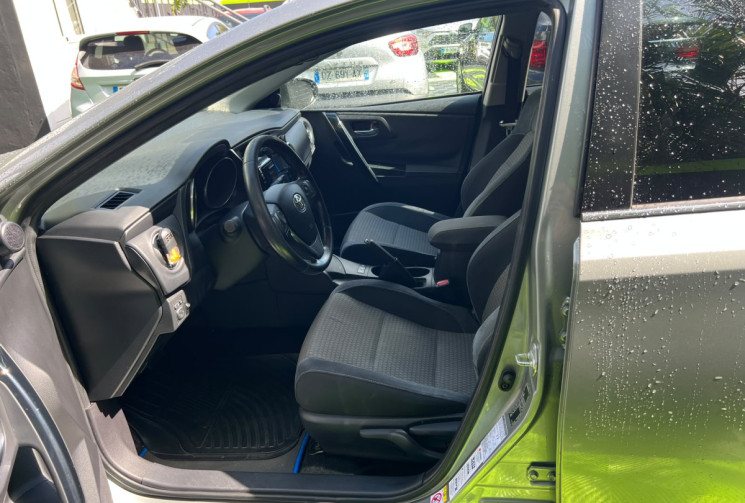 Toyota AURIS  Phase 2 Hatchback 1.8 VVT-i HSD 16V CVT Hybride 99 cv