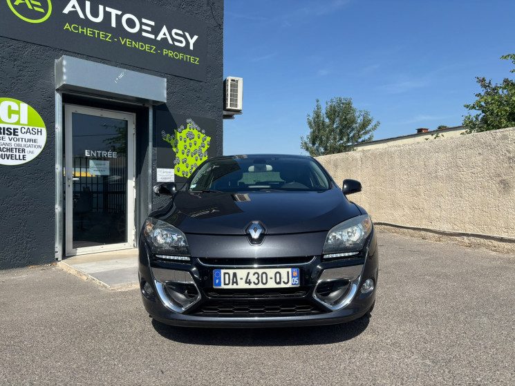 Renault Megane Coupe 1.5 dCi 110ch FAP Bose EDC boite auto / Gps / toit Ouvrant / suivi ok