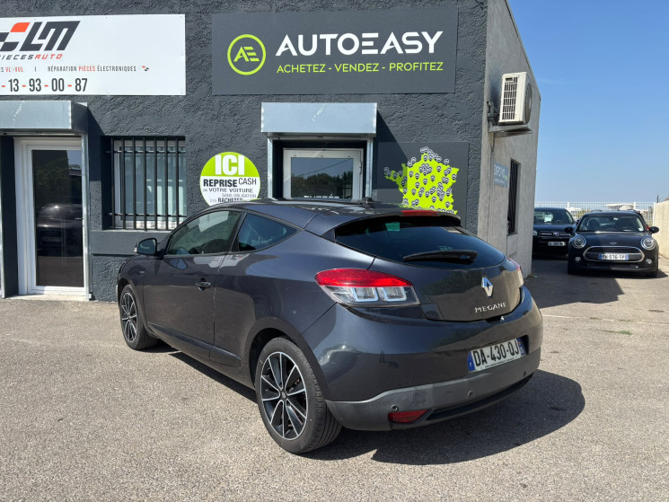 Renault Megane Coupe 1.5 dCi 110ch FAP Bose EDC boite auto / Gps / toit Ouvrant / suivi ok