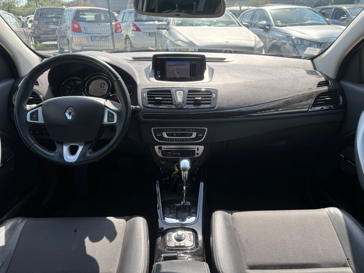 Renault Megane Coupe 1.5 dCi 110ch FAP Bose EDC boite auto / Gps / toit Ouvrant / suivi ok