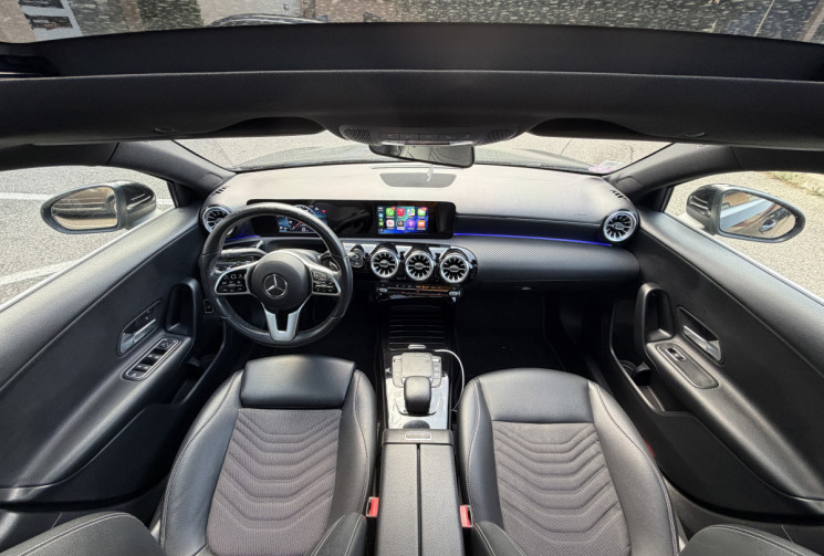 Mercedes CLASSE A BERLINE 200 1.3 163 ch Style / Toit Ouvrant / CarPlay / Eclairage d'ambiance