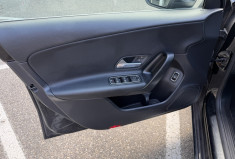 Mercedes CLASSE A BERLINE 200 1.3 163 ch Style / Toit Ouvrant / CarPlay / Eclairage d'ambiance