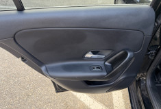 Mercedes CLASSE A BERLINE 200 1.3 163 ch Style / Toit Ouvrant / CarPlay / Eclairage d'ambiance