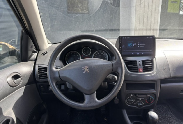 Peugeot 206 206+