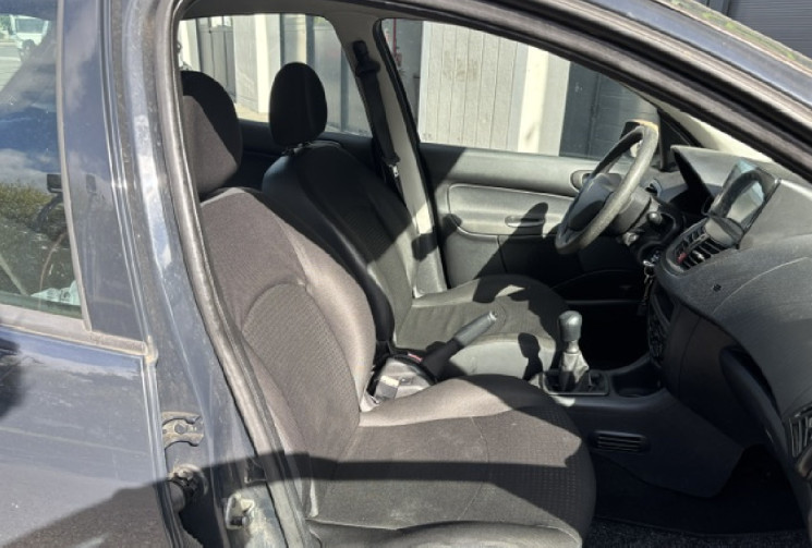 Peugeot 206 206+