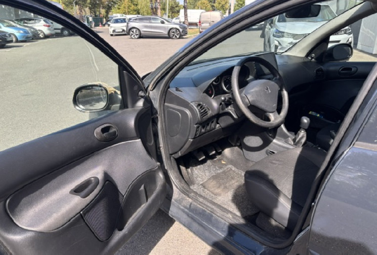 Peugeot 206 206+