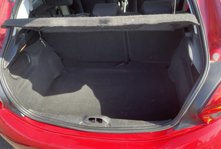 Peugeot 208 1.2 VTi 82 CV ALLURE TOIT PANORAMIQUE