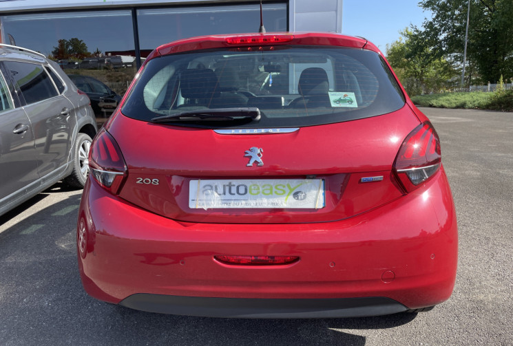 Peugeot 208 1.2 VTi 82 CV ALLURE TOIT PANORAMIQUE