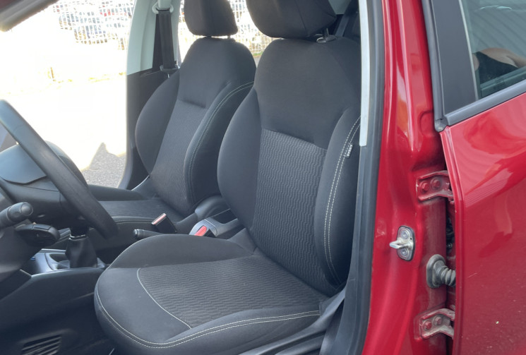 Peugeot 208 1.2 VTi 82 CV ALLURE TOIT PANORAMIQUE