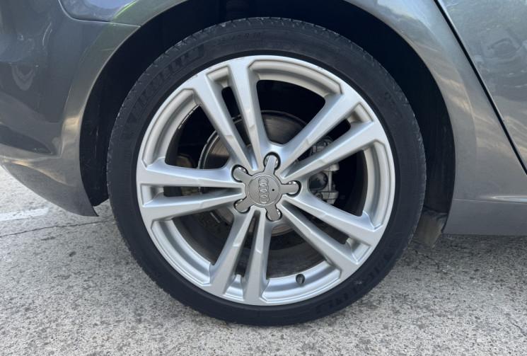 Audi A3 Sportback 2.0 TDi 150 S-Tronic 6 S-line / Bang & Olufsen / Vidange Boite OK / Radars AR