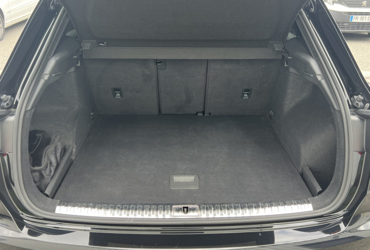 Audi Q3 35 S-LINE 2.0 TDI 150cv  S Tronic * Caplay * Caméra * Virtual Cockpit * Matrix Leds