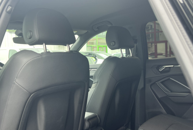 Audi Q3 35 S-LINE 2.0 TDI 150cv  S Tronic * Caplay * Caméra * Virtual Cockpit * Matrix Leds
