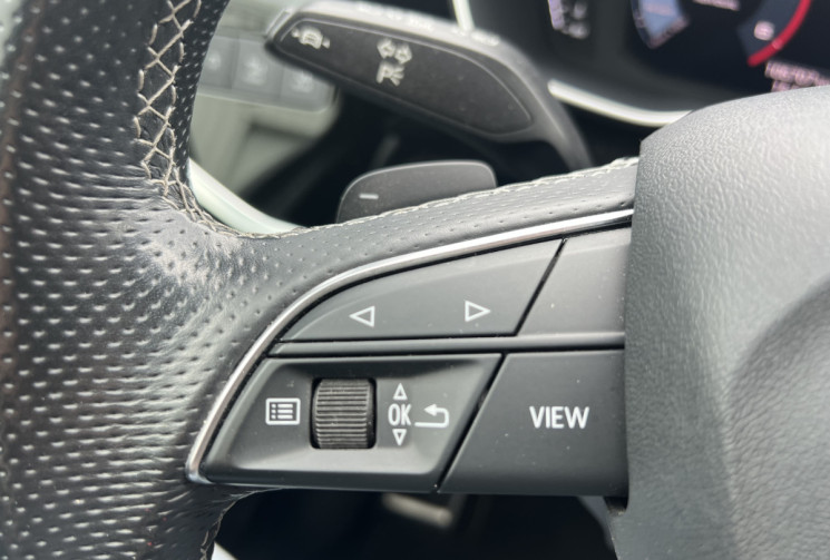 Audi Q3 35 S-LINE 2.0 TDI 150cv  S Tronic * Caplay * Caméra * Virtual Cockpit * Matrix Leds