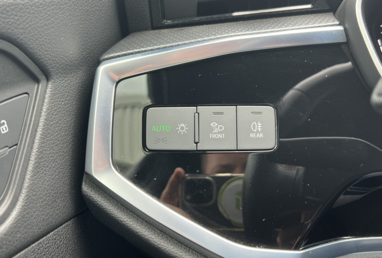 Audi Q3 35 S-LINE 2.0 TDI 150cv  S Tronic * Caplay * Caméra * Virtual Cockpit * Matrix Leds