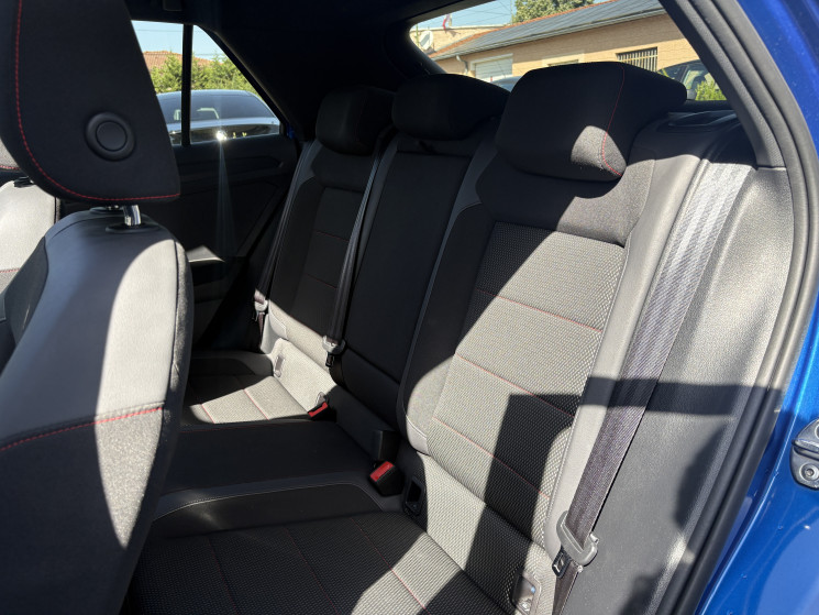 Volkswagen T-Roc 2.0 TDI 150 START/STOP DSG7 4MOTION R-LINE / Digital Cockpit / Toit ouvrant / Beats