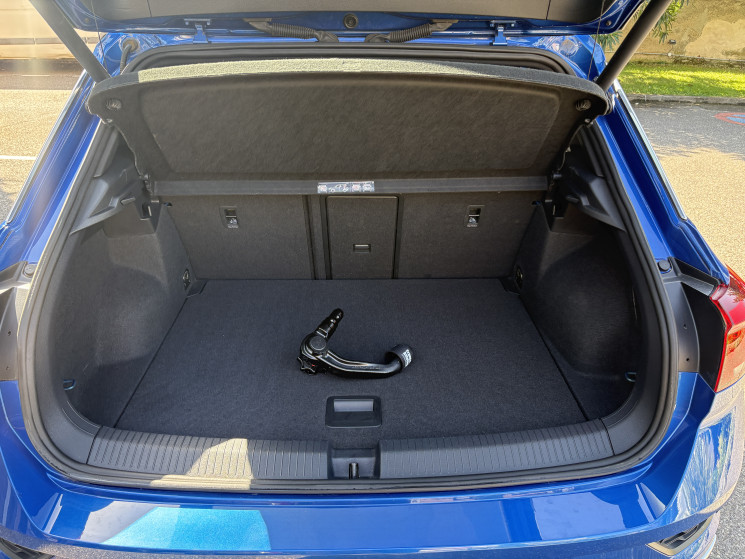 Volkswagen T-Roc 2.0 TDI 150 START/STOP DSG7 4MOTION R-LINE / Digital Cockpit / Toit ouvrant / Beats