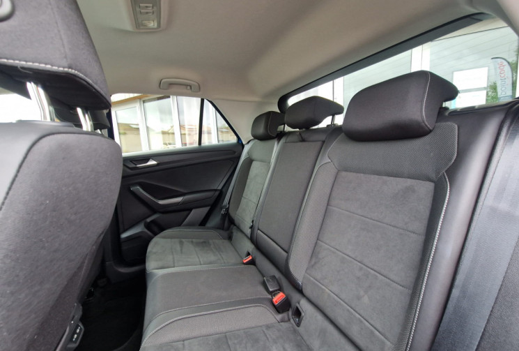 Volkswagen T-Roc 1.5 TSI DSG7 150 / FINITION STYLE / TRES BON ÉTAT / GARANTIE 12 MOIS 