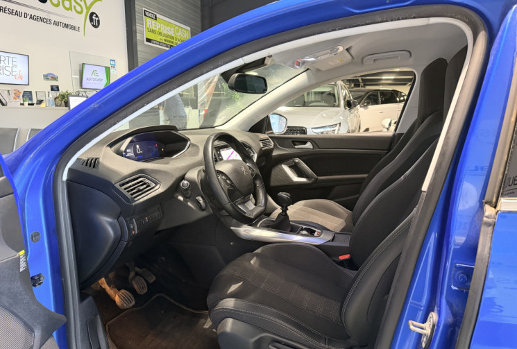 Peugeot 308 1.5 Blue Hdi 130 ch ALLURE PACK BVM6