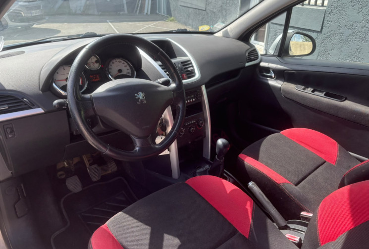 Peugeot 207 1.6 HDI 92 PHASE 2 SERIE 64