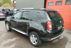 Dacia Duster 1.5 DCi 110 4x2 Lauréate BVM6 + Attelage 