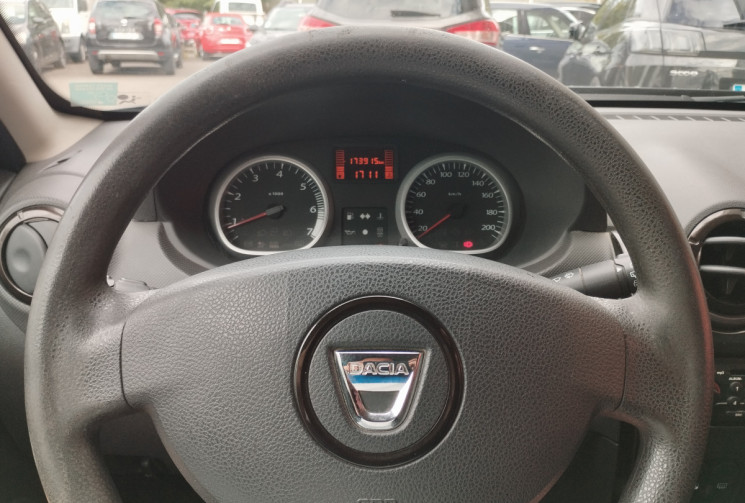 Dacia Duster 1.5 DCi 110 4x2 Lauréate BVM6 + Attelage 