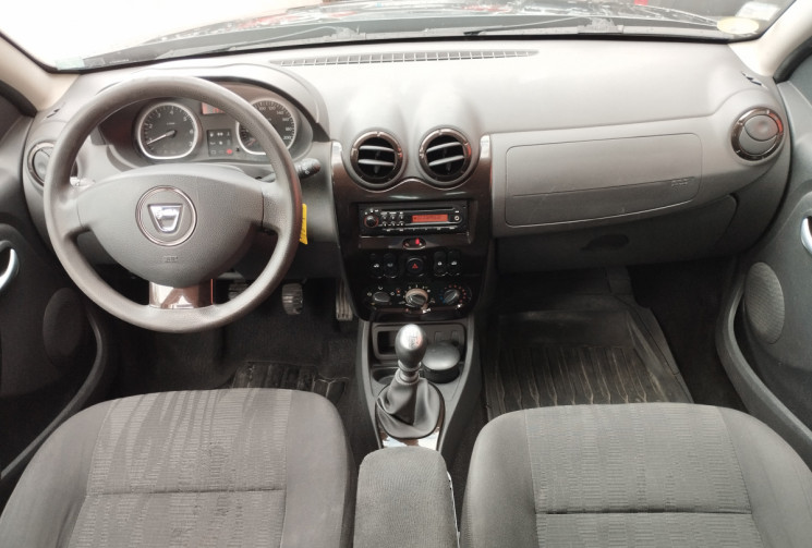 Dacia Duster 1.5 DCi 110 4x2 Lauréate BVM6 + Attelage 