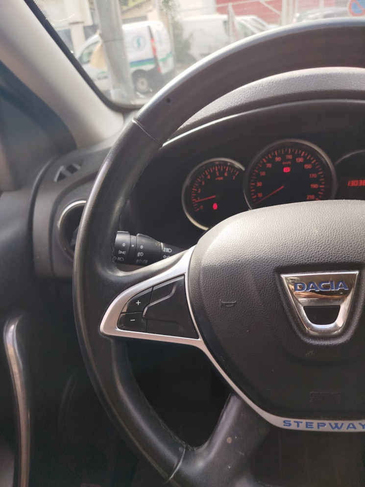 Dacia Sandero ECO-G 100 Stepway Essentiel